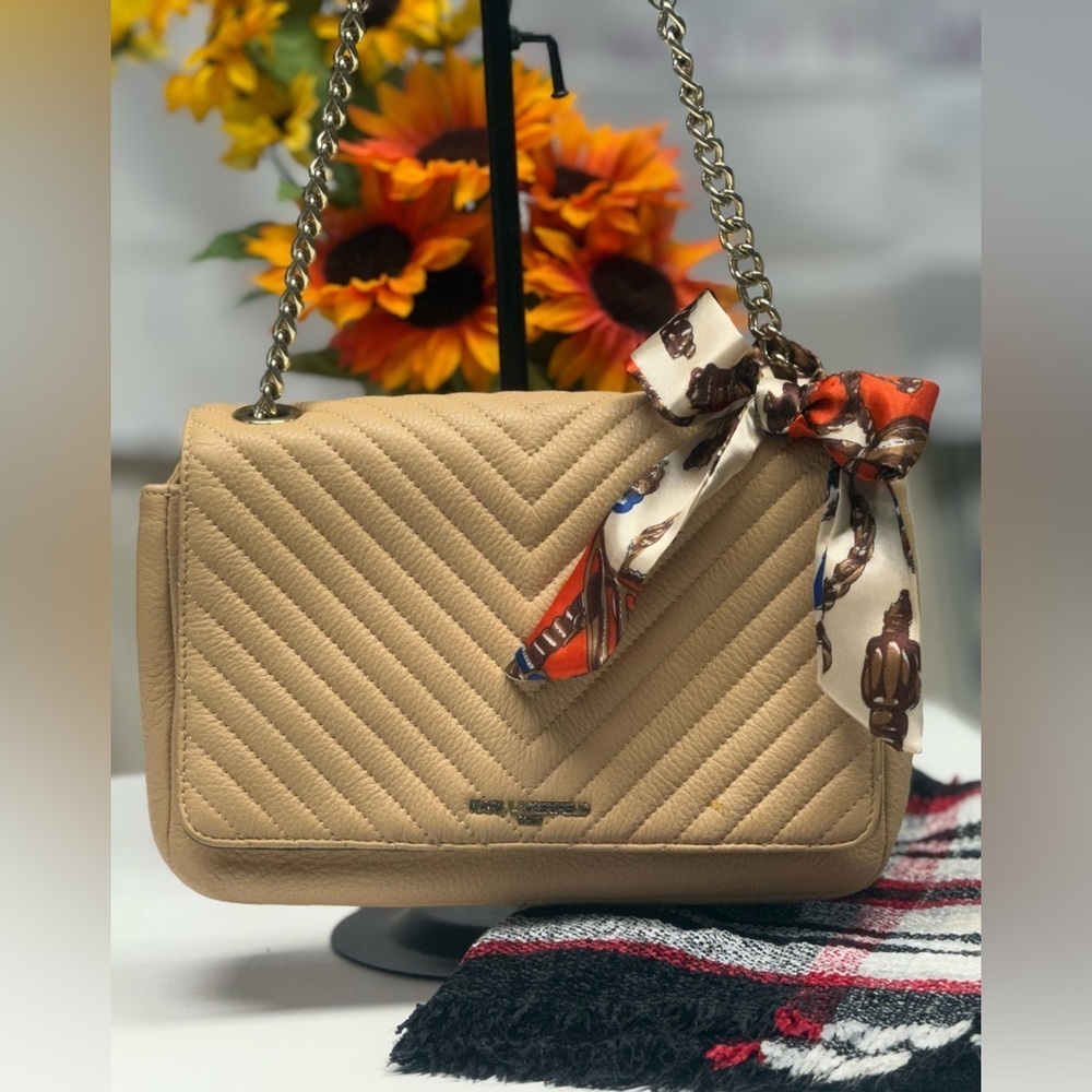 Karl Lagerfeld Beige Quilted V Shoulder Bag with Chain